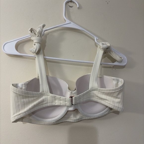 Shade & Shore Cream Ribbed Bra - Picture 2 of 3